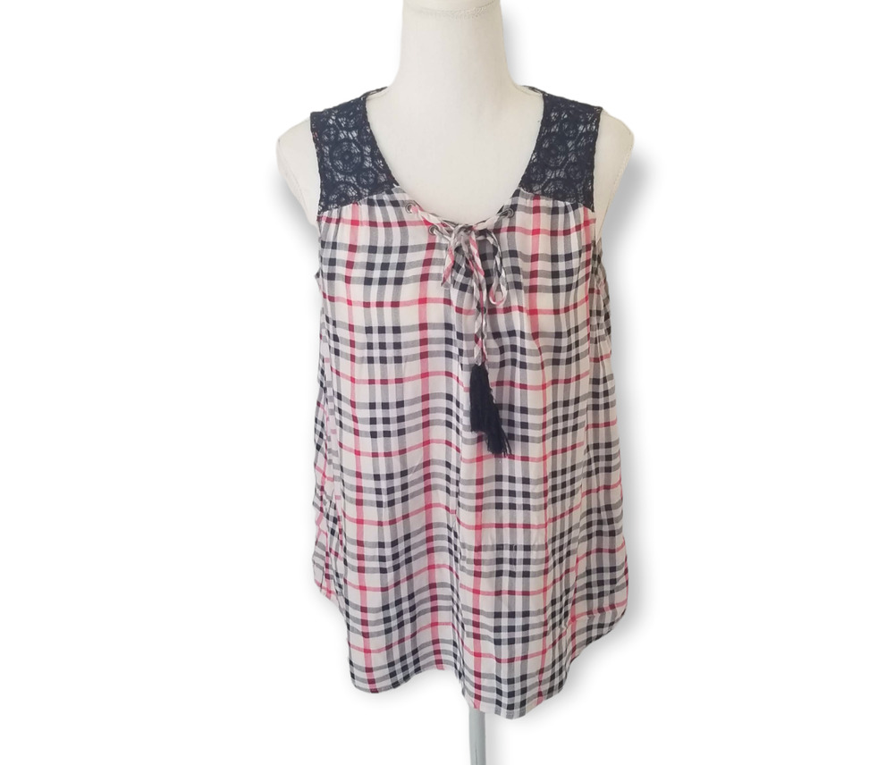 Relativity Tank Top Feature lace Shoulders - Size M